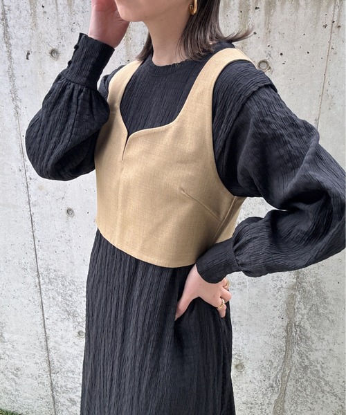 y/m by misato(イムバイミサト)の「シャーリングワンピース(ワンピース・レディース・アイボリー/ブラック・FREE)」の13枚目の写真