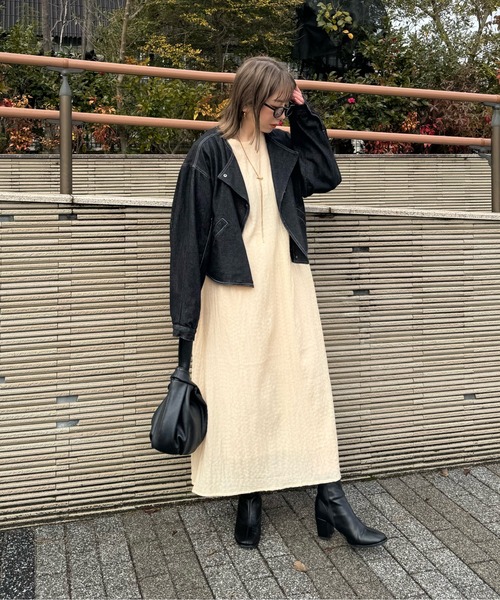 y/m by misato(イムバイミサト)の「シャーリングワンピース(ワンピース・レディース・アイボリー/ブラック・FREE)」の15枚目の写真