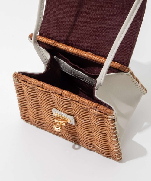 The Bagmati（ザバグマティ）の「BAGMATI LEATHER COMBINATION MINI BASKET SHOULDERBAG バグマティ レザー使い　ミニかごバッグ　ショルダー（ショルダーバッグ・レディース・オフホワイト/ブラック・FREE）」の8枚目の写真