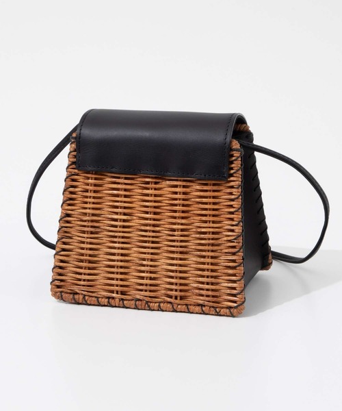 The Bagmati（ザバグマティ）の「BAGMATI LEATHER COMBINATION MINI BASKET SHOULDERBAG バグマティ レザー使い　ミニかごバッグ　ショルダー（ショルダーバッグ・レディース・オフホワイト/ブラック・FREE）」の10枚目の写真