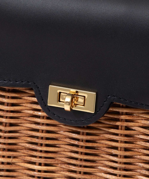 The Bagmati（ザバグマティ）の「BAGMATI LEATHER COMBINATION MINI BASKET SHOULDERBAG バグマティ レザー使い　ミニかごバッグ　ショルダー（ショルダーバッグ・レディース・オフホワイト/ブラック・FREE）」の13枚目の写真