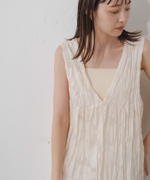 Kastane（カスタネ）の「【低身長サイズ/ZOZOTOWN限定】シアージャガードレースノースリワンピース（ワンピース・レディース・ブラック/アイボリー・1/0）」の15枚目の写真