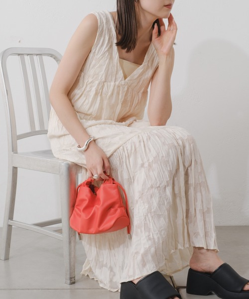 Kastane（カスタネ）の「【低身長サイズ/ZOZOTOWN限定】シアージャガードレースノースリワンピース（ワンピース・レディース・ブラック/アイボリー・1/0）」の16枚目の写真