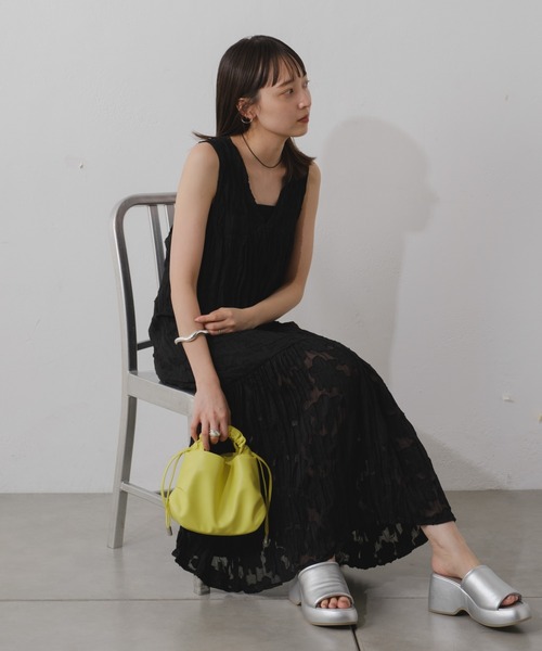 Kastane（カスタネ）の「【低身長サイズ/ZOZOTOWN限定】シアージャガードレースノースリワンピース（ワンピース・レディース・ブラック/アイボリー・1/0）」の14枚目の写真