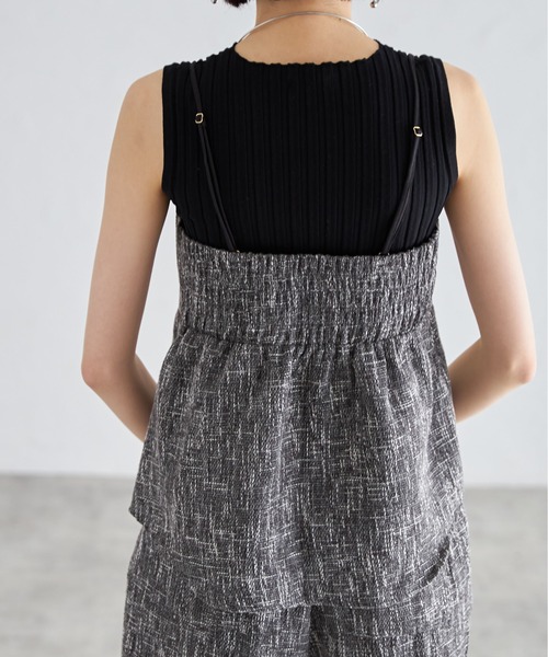 each（イーチ）の「【セットアップ可能】ツイードキャミビスチェ（キャミソール・レディース・アイボリー/グレイッシュベージュ/ブラック・FREE）」の5枚目の写真