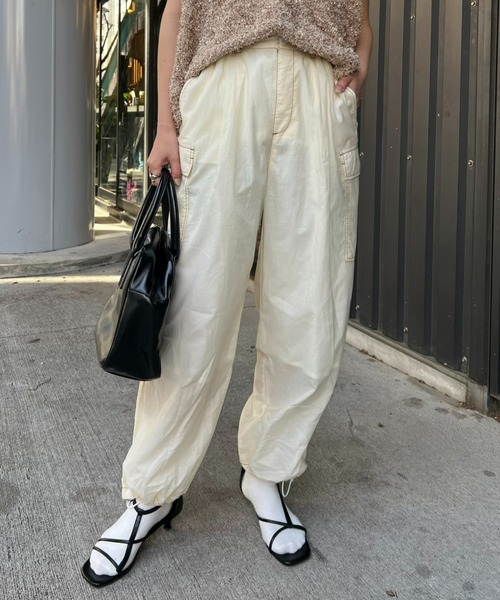 CIAOPANIC TYPY（チャオパニックティピー）の「シアーデニムカーゴパンツ（カーゴパンツ・レディース・ブルー/ネイビー/オフホワイト・MEDIUM/SMALL）」の22枚目の写真