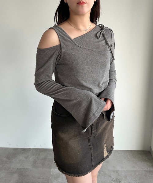 apres jour mignon（アプレジュールミニョン）の「レイヤードリボントップス【ZOZOTOWN限定アイテム】（Tシャツ/カットソー・レディース・ブラック/チャコールグレー/ダークブルー・X-LARGE/フリー）」の18枚目の写真