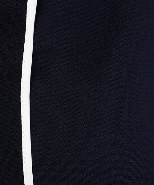 index(インデックス)の「◆バイカラーフレアスリーブブラウス【防シワ/洗濯機洗い可】(シャツ/ブラウス・レディース・ホワイト系7/パープル系1/ネイビー系4・40/38/42/36)」の11枚目の写真