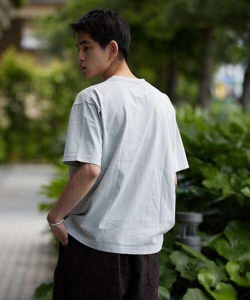 Snow Peak（スノーピーク）の「SNOW PEAK × JOURNAL STANDARD / 別注 Pigment Dyed Logo S/S Tshirt（Tシャツ/カットソー・メンズ・アイボリー/サックスブルー/ライトグレー/ピンク/ネイビー/ブラック系その他・MEDIUM/LARGE/X-LARGE）」の17枚目の写真