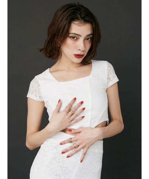 EVRIS（エヴリス）の「レースクロップドトップス（Tシャツ/カットソー・レディース・ブルー/ホワイト/ブラック・FREE）」の4枚目の写真