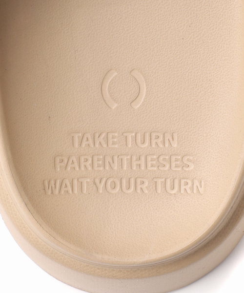 Spick & Span(スピックアンドスパン)の「Paes / ペイズ Slide 03-SLIDE(サンダル・レディース・ベージュ・23cm/24cm/25cm)」の5枚目の写真