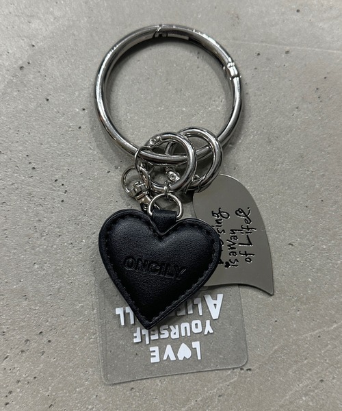 HEART MOTIF KEYRING / ハートモチーフキーリング（キーホルダー