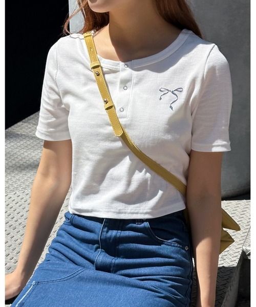 3.3 Field Trip （3.3フィールドトリップ）の「3.3 Field Trip／メタルリボンボタンＴ（Tシャツ/カットソー・レディース・ブルー/ブラック/ホワイト・FREE）」の2枚目の写真