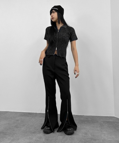 LVEU.(ラブユ.)の「【LVEU.】ダブルジップラメニットトップス / トップス カットソー リブ ラメ 半袖 ジップ ファスナー ダブルジップ 襟付き カーディガン 羽織り Wジップ ショート コンパクト クロップド ブラック グレー ブルー(カーディガン/ボレロ・レディース・ブラック/グレー/ブルー・FREE)」の20枚目の写真