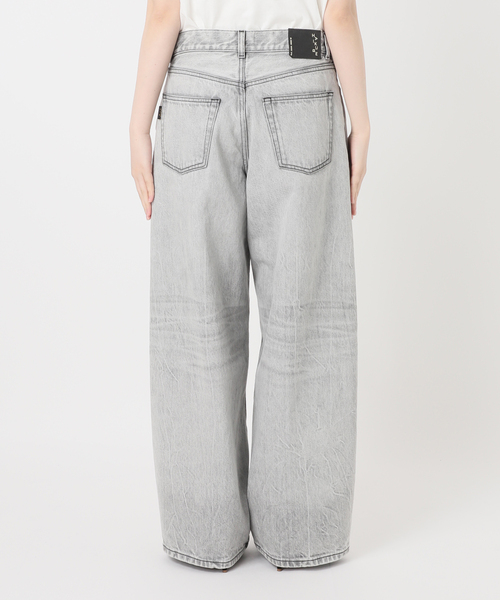 AP STUDIO（エーピーストゥディオ）の「【HAIKURE/ハイクル】BETHANY ASIAN FIT FOG GREY（デニムパンツ・レディース・ライトグレー・27/26/25/24）」の18枚目の写真