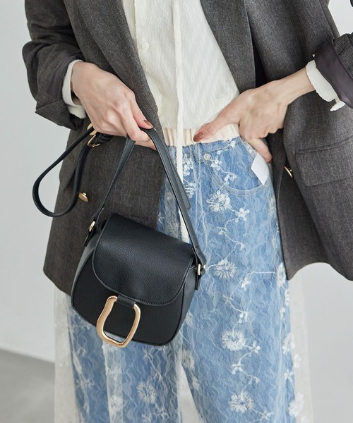 ROPE' PICNIC(ロペピクニック)の「メタルポイントミニラウンドショルダーバッグ(ショルダーバッグ・レディース・ブラック/オフホワイト・FREE)」の2枚目の写真