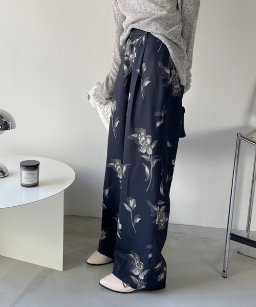 Eclat one(エクラワン)の「【Eclat one】麻タッチ 花柄 タック パンツ(スラックス・レディース・アイボリー/ブラック・FREE)」の11枚目の写真