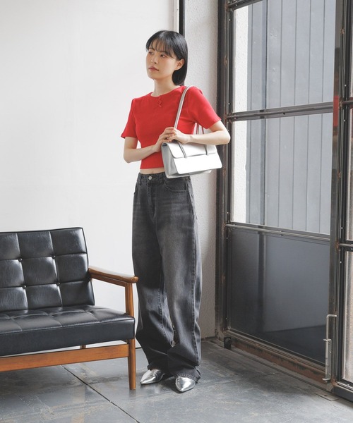 3.3 Field Trip （3.3フィールドトリップ）の「3.3 Field Trip／レザースクエアバッグ（ショルダーバッグ・レディース・シルバー/ライトグリーン/ブラック・ONE SIZE）」の4枚目の写真