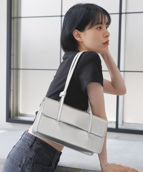 3.3 Field Trip （3.3フィールドトリップ）の「3.3 Field Trip／レザースクエアバッグ（ショルダーバッグ・レディース・シルバー/ライトグリーン/ブラック・ONE SIZE）」の5枚目の写真