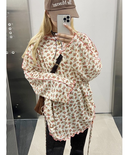 WC(ダブル シー)の「花柄メロウトップス(Tシャツ/カットソー・レディース・ブルー/アイボリー・FREE)」の12枚目の写真
