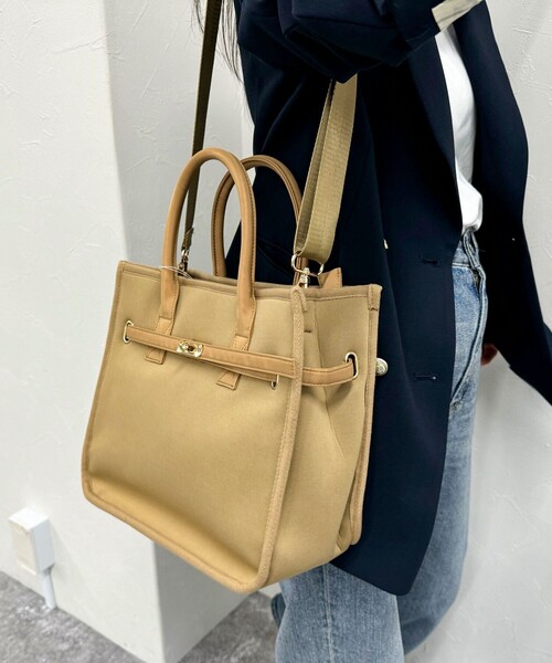 fredy emue（フレディエミュ）の「スポンジクロステープショルダートートバック（トートバッグ・レディース・ブラック/ベージュ・FREE）」の6枚目の写真