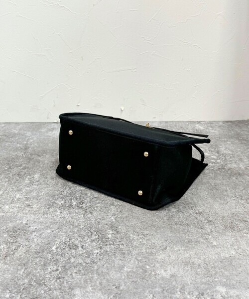 fredy emue（フレディエミュ）の「スポンジクロステープショルダートートバック（トートバッグ・レディース・ブラック/ベージュ・FREE）」の16枚目の写真