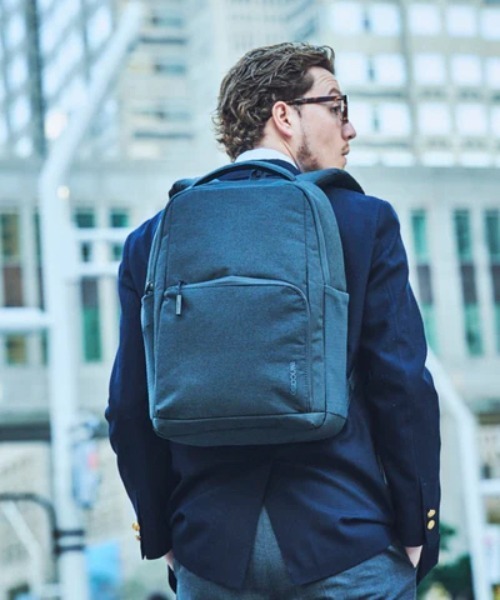 【Incase / インケース】 Facet 20L Backpack