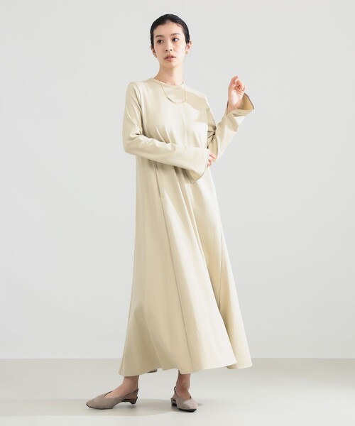 Demi-Luxe BEAMS(デミルクス ビームス)の「スーパーシンプルワンピース .M(ワンピース・レディース・ブラック/ベージュ・38/36)」の2枚目の写真