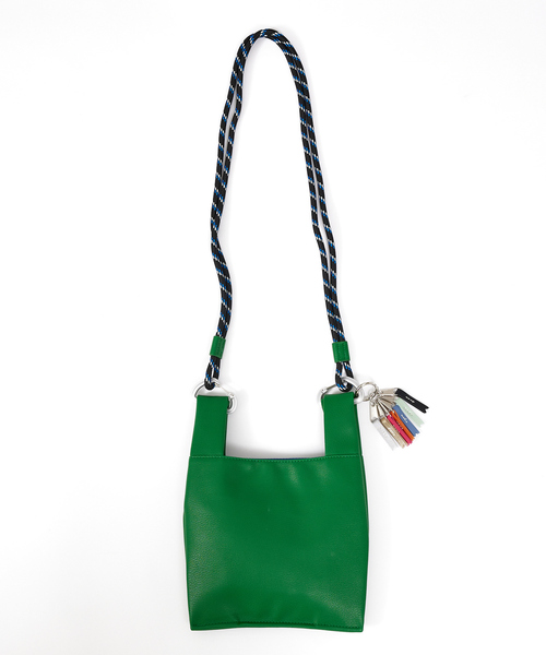 ABAHOUSE（アバハウス）の「【 cheek/チーク】code 2way shoulder チークコード2WAYショルダー（ショルダーバッグ・メンズ・アイボリー/グリーン/ブルー/ブラック・フリー）」の4枚目の写真