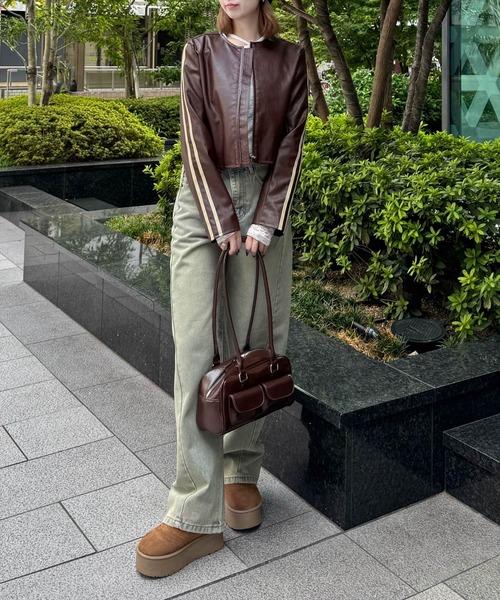 clear（クリア）の「ダブルラインシングルライダース [高見え スタイルアップ ヴィンテージ]≪再入荷≫（ノーカラージャケット・レディース・ブラウン/ブラック/アイボリー・F）」の4枚目の写真