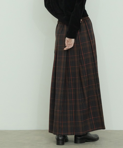 HEILIS（ヘイリス）の「チェックプリーツロングスカート（スカート・レディース・ブラック/ブラウン・FREE）」の21枚目の写真
