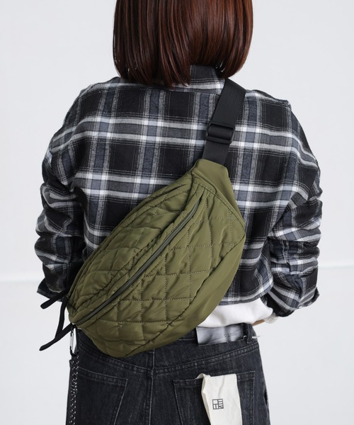 セール】【500mlペットボトル収納可】ボディバッグ キルト