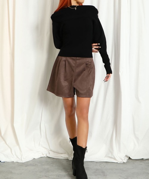 GORGE(ゴージ)の「スエードポンチショートパンツ(その他パンツ・レディース・ブラック/ブラウン/チャコールグレー・F)」の5枚目の写真