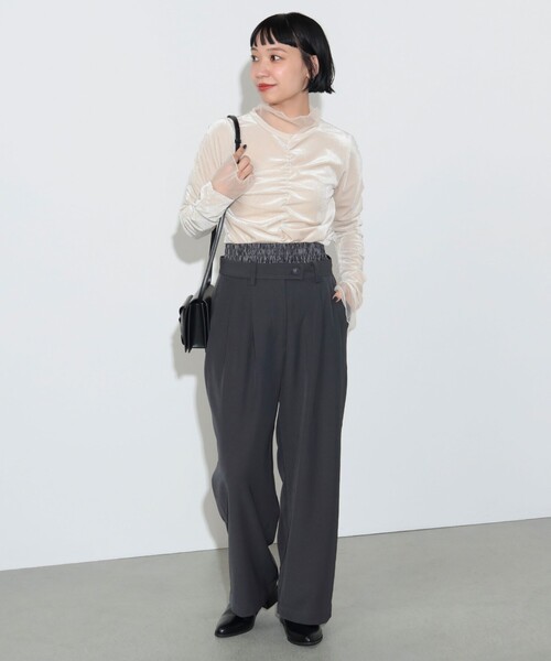 BEAMS HEART（ビームスハート）の「ウエスト レイヤード タックパンツ（スラックス・レディース・ブラウン/チャコールグレー・FREE）」の3枚目の写真