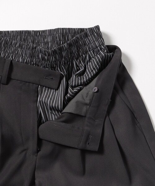 BEAMS HEART（ビームスハート）の「ウエスト レイヤード タックパンツ（スラックス・レディース・ブラウン/チャコールグレー・FREE）」の15枚目の写真