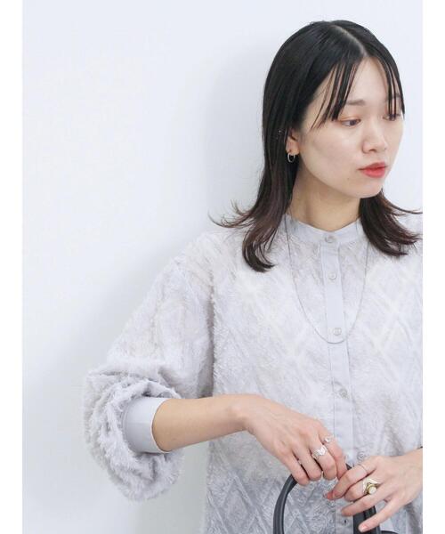 Samansa Mos2 blue（サマンサモスモスブルー）の「幾何学柄バンドカラーブラウス（シャツ/ブラウス・レディース・ブラック/シルバーグレー/オフホワイト・F）」の22枚目の写真