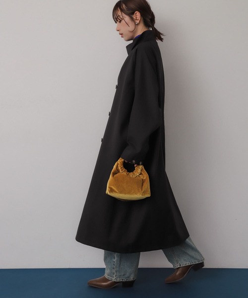 SENSE OF PLACE by URBAN RESEARCH（センスオブプレイスバイアーバンリサーチ）の「スタンドカラーロングコート（トレンチコート・レディース・ベージュ/ブラック・ONE）」の6枚目の写真