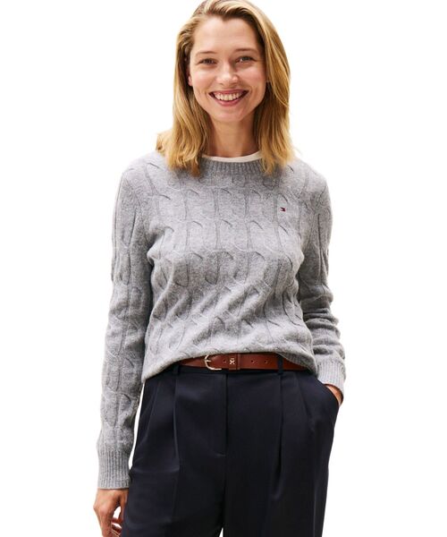 TOMMY HILFIGER（トミーヒルフィガー）の「ソフトウールケーブルクルーネックセーター（ニット/セーター・レディース・ネイビー/ベージュ/ホワイト/グレー/ライトブルー/パープル系その他2/ベージュ系その他4/グレー系2/ネイビー系1・SMALL/XX-SMALL/X-SMALL）」の4枚目の写真
