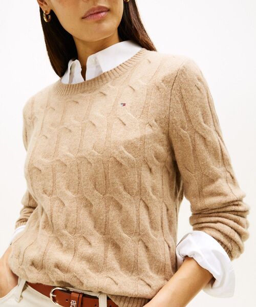 TOMMY HILFIGER（トミーヒルフィガー）の「ソフトウールケーブルクルーネックセーター（ニット/セーター・レディース・ネイビー/ベージュ/ホワイト/グレー/ライトブルー/パープル系その他2/ベージュ系その他4/グレー系2/ネイビー系1・SMALL/XX-SMALL/X-SMALL）」の22枚目の写真