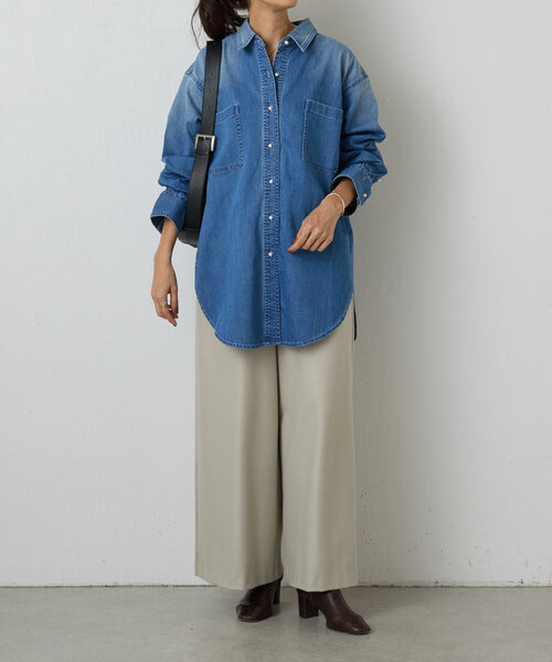 BEARDSLEY（ビアズリー）の「《FRIPIER》パール釦デニムシャツ（シャツ/ブラウス・レディース・インディゴブルー・FREE）」の2枚目の写真