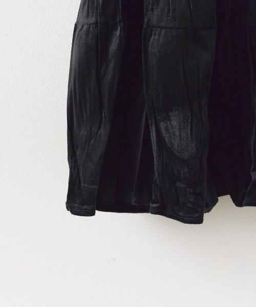 AO2(アオズ)の「Velour Washer Striped Skirt / ベロアワッシャープリーツスカート(スカート・レディース・ブラック/ベージュ/ブラウン・FREE)」の7枚目の写真