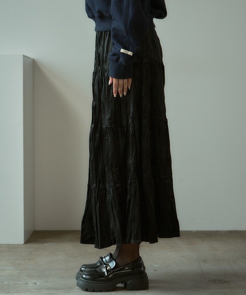 AO2(アオズ)の「Velour Washer Striped Skirt / ベロアワッシャープリーツスカート(スカート・レディース・ブラック/ベージュ/ブラウン・FREE)」の16枚目の写真