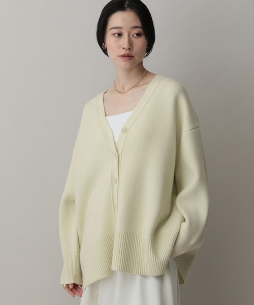 A part by(アパートバイ)の「カシミヤコンBIG Vネックカーディガン(カーディガン/ボレロ・レディース・ネイビー/レッド/アイボリー/チャコールグレー/イエロー系その他・FREE)」の5枚目の写真