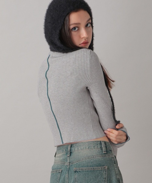 FOREVER 21(フォーエバー トゥエンティーワン)の「【2024FW】配色リブニットプルオーバー(ニット/セーター・レディース・ブラック/レッド/グレー・FREE)」の8枚目の写真