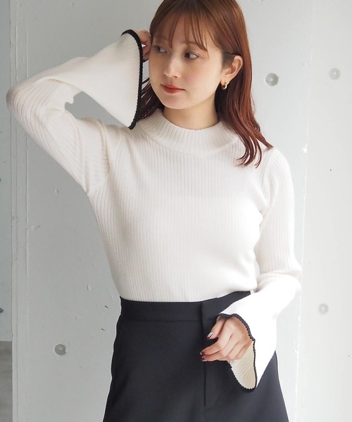 tiptop(ティップトップ)の「【選べる2タイプ】フレア袖リブハイネックニット(ニット/セーター・レディース・ホワイト系その他/ブラック/グレー系その他/オフホワイト/ブルー・FREE)」の8枚目の写真