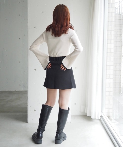 tiptop(ティップトップ)の「【選べる2タイプ】フレア袖リブハイネックニット(ニット/セーター・レディース・ホワイト系その他/ブラック/グレー系その他/オフホワイト/ブルー・FREE)」の12枚目の写真