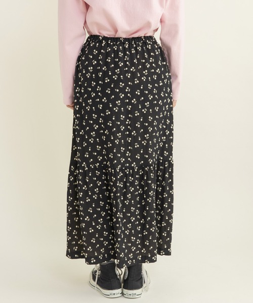 CHILD WOMAN（チャイルドウーマン）の「チェリー風通ジャガード 2段切替ギャザースカート（スカート・レディース・ブラック・FREE）」の16枚目の写真