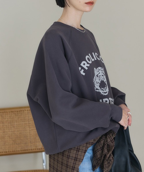 meilmada(メイルマダ)の「裏起毛ロゴスウェット(スウェット・レディース・チャコールグレー/ネイビー/オートミール/モカ・FREE)」の6枚目の写真