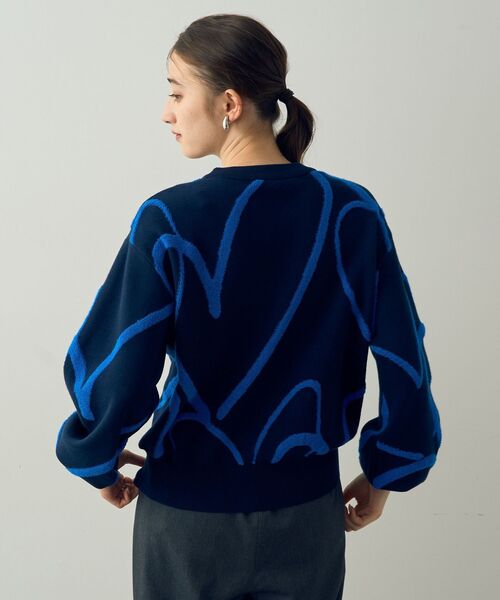 YECCA VECCA（イェッカヴェッカ）の「ランダムハート柄ニット（ニット/セーター・レディース・ネイビー/グレー/ライトグレー・FREE）」の6枚目の写真