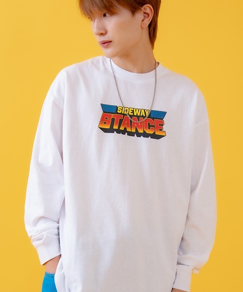 SIDEWAY STANCE(サイドウェイスタンス)の「【SIDEWAY STANCE】バリエーションロゴ プリント 長袖Tシャツ(Tシャツ/カットソー・メンズ・ブラック/ブラック系/ブラック系1/ホワイト/ホワイト系1/ホワイト系・X-LARGE/LARGE/MEDIUM/SMALL)」の4枚目の写真